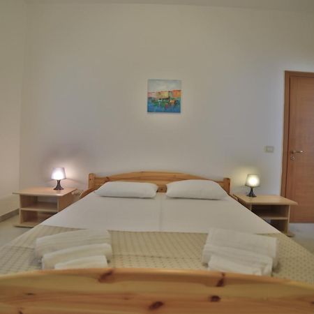 Residence Cala Verde マリーナ・ディ・マンカヴェルサ エクステリア 写真