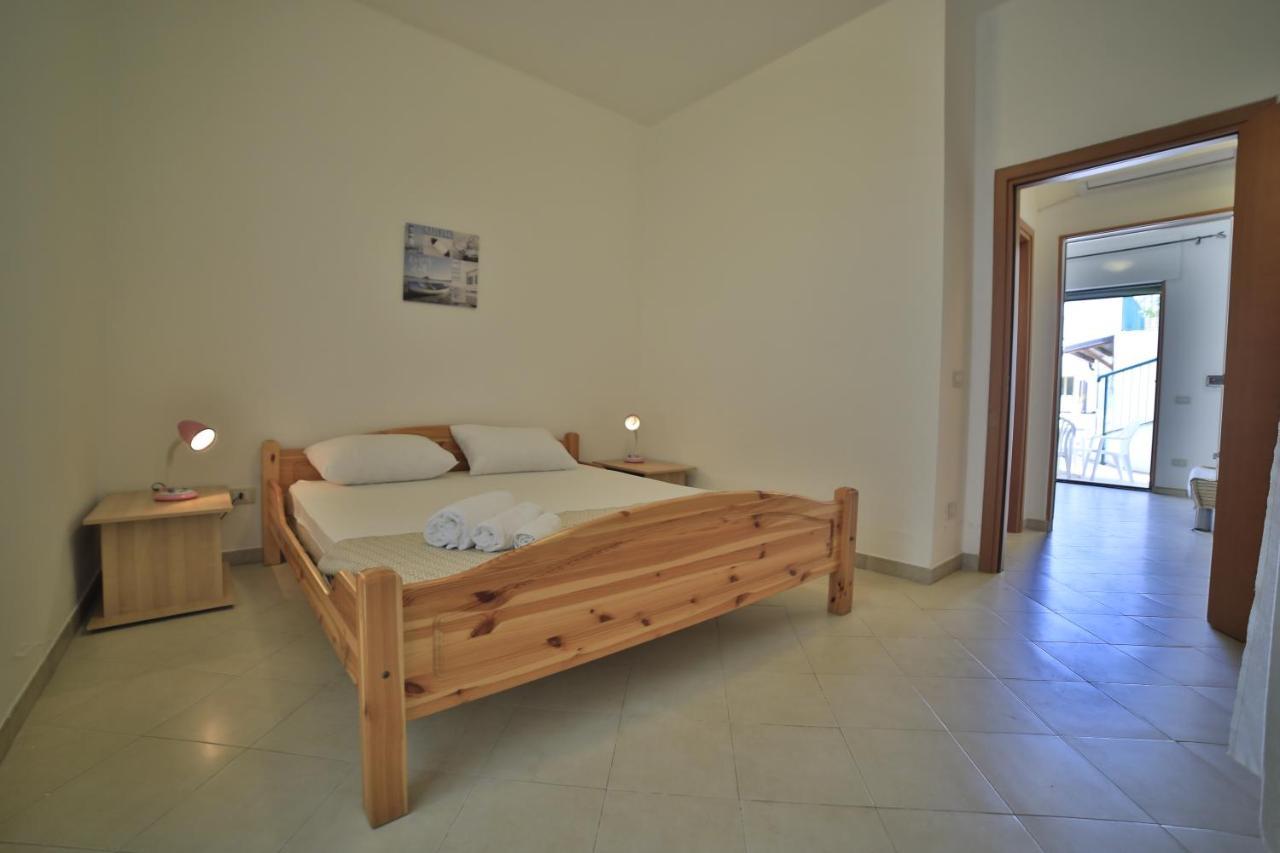 Residence Cala Verde マリーナ・ディ・マンカヴェルサ エクステリア 写真