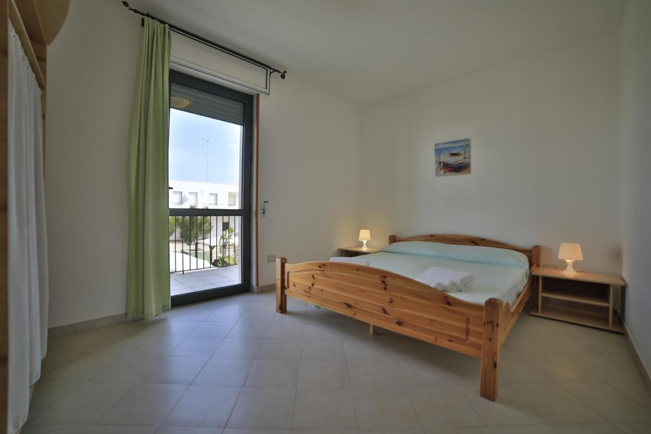 Residence Cala Verde マリーナ・ディ・マンカヴェルサ エクステリア 写真
