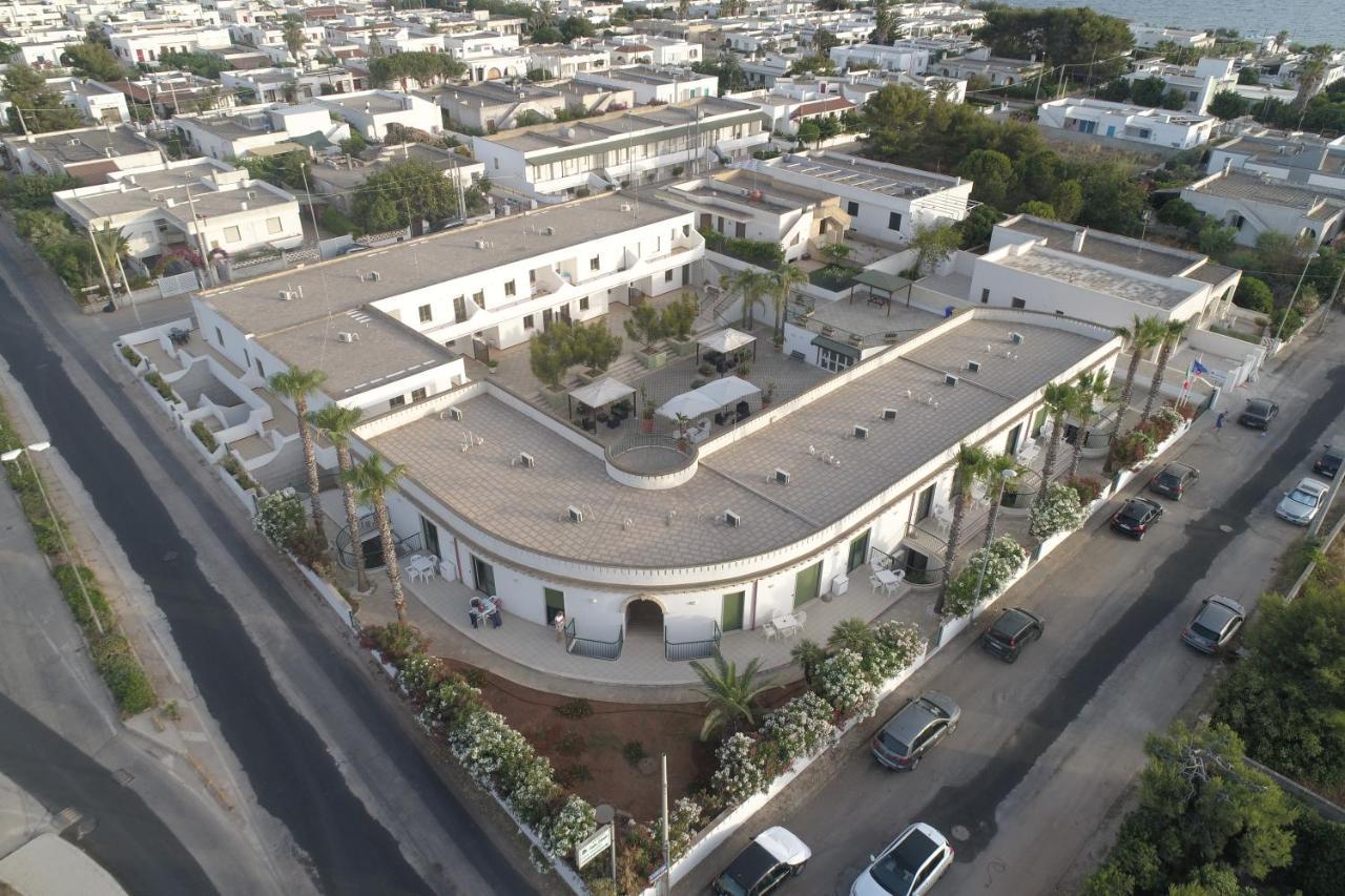 Residence Cala Verde マリーナ・ディ・マンカヴェルサ エクステリア 写真