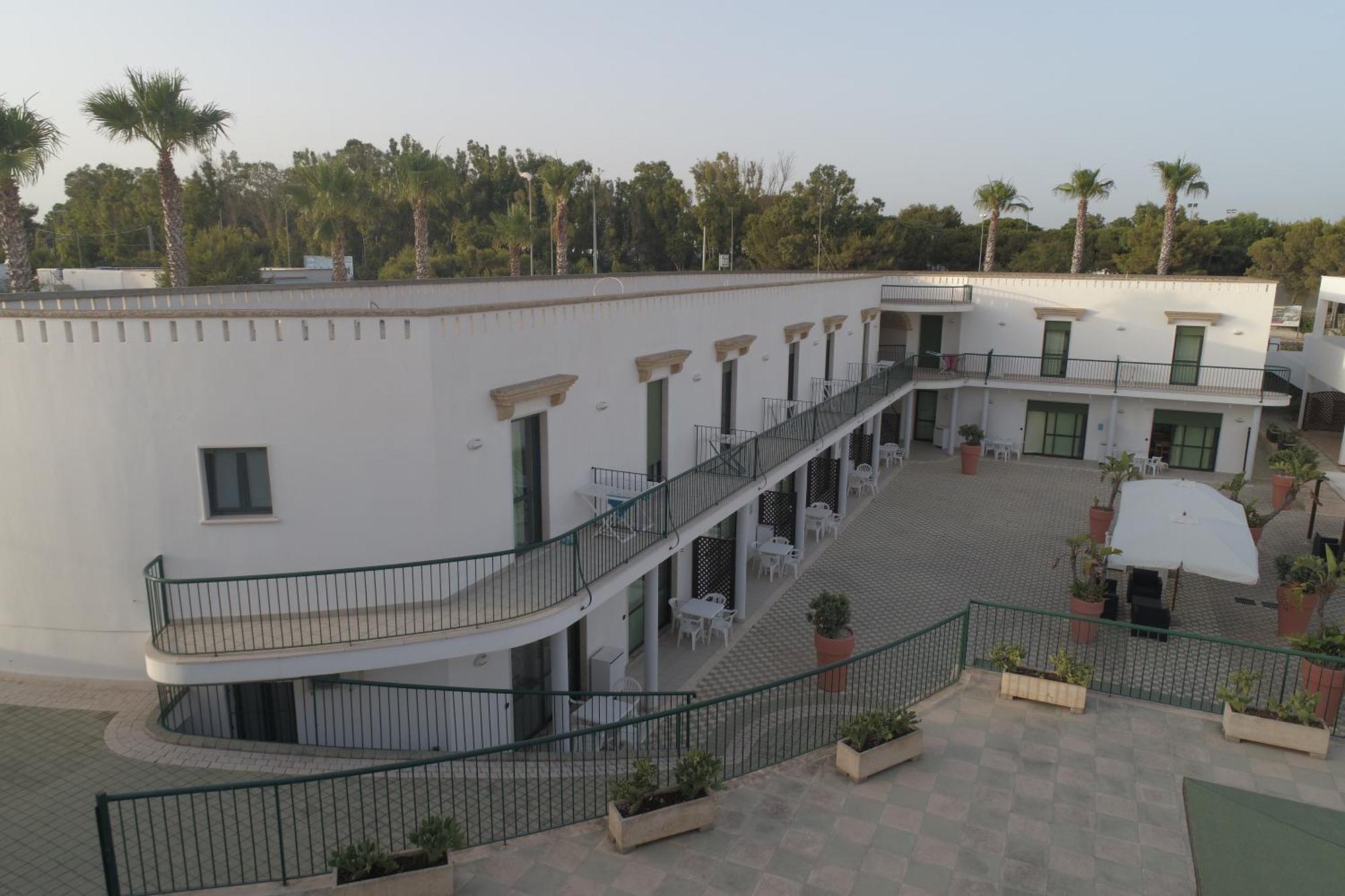 Residence Cala Verde マリーナ・ディ・マンカヴェルサ エクステリア 写真